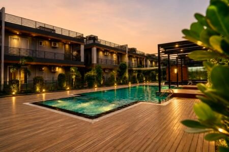 Luxury Resorts with Pools